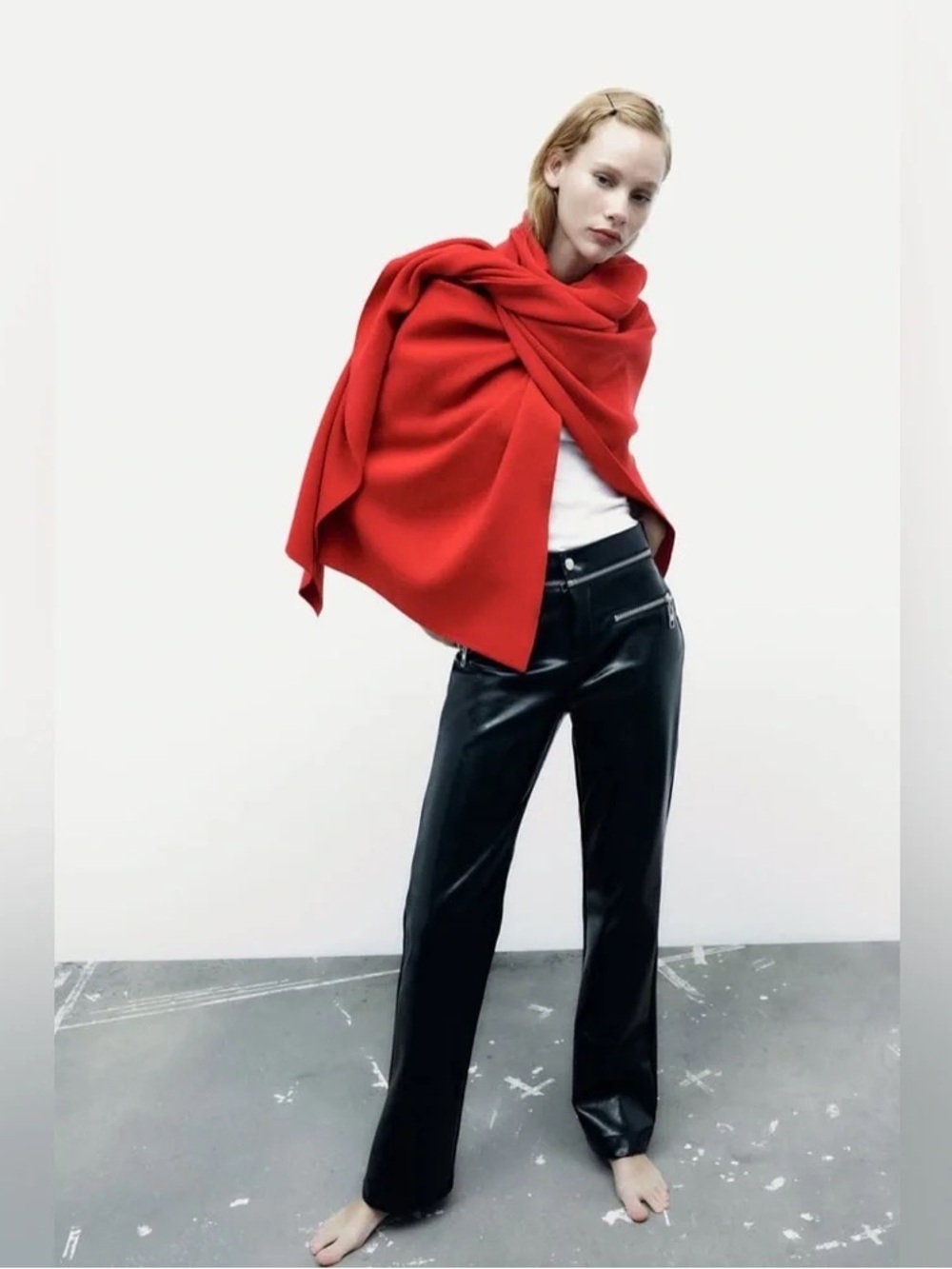 ZARA ZIPPERED FAUX LEATHER PANTS